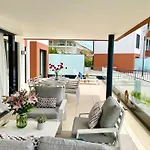 Magnificient 3 Bedroom By The Daire