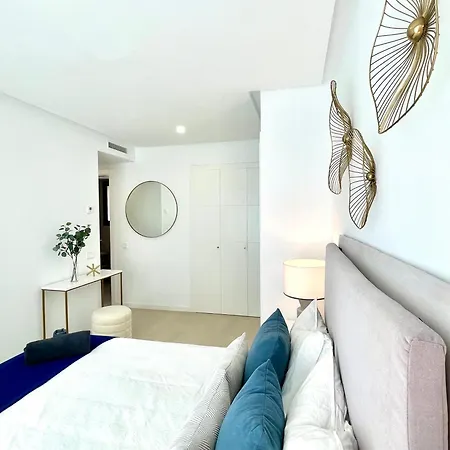 Magnificient 3 Bedroom By The Lejlighed