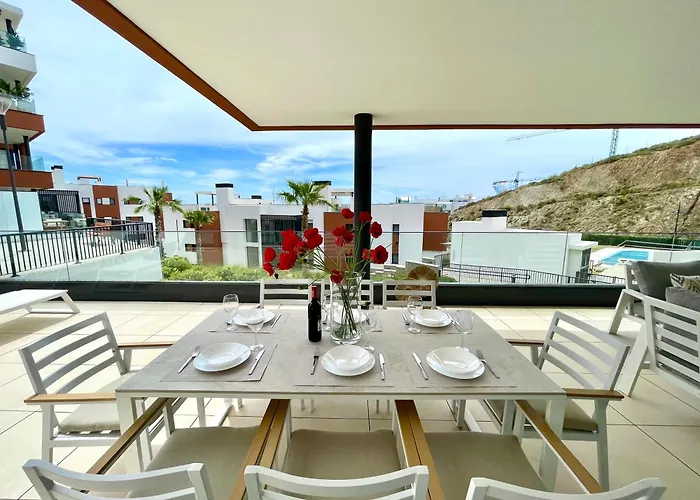 Apartment Magnificient 3 Bedroom By The